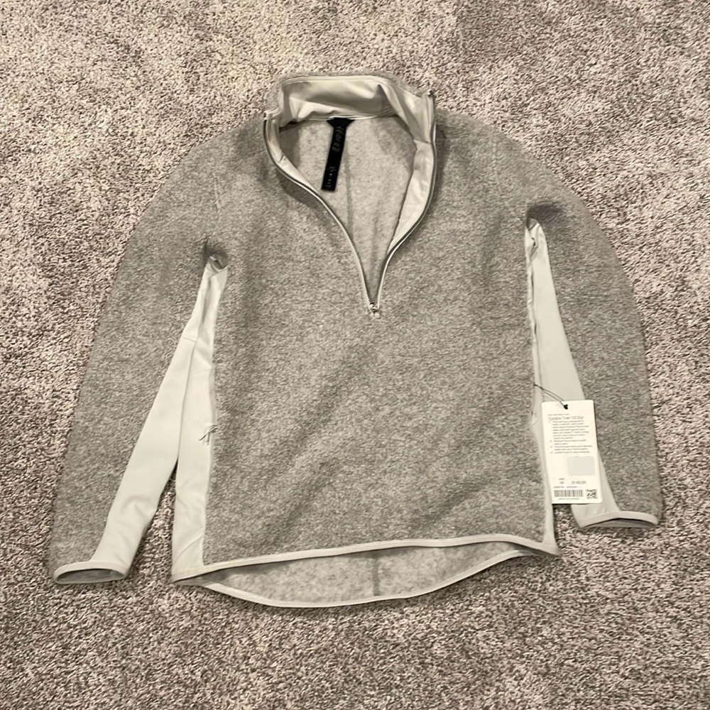 NWT Lululemon Tundra Tech 1/2 zip fleece